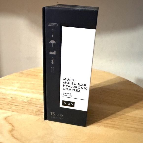Niod Multi-molecular hyaluronic complex MMHC2 15 mL NWT - Picture 2 of 4